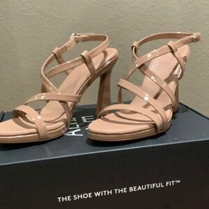 Naturalizer Luisa Strappy Dress Shoe